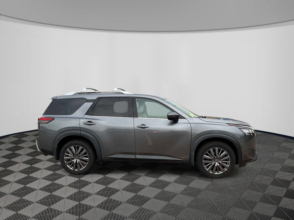 Used 2023 Nissan Pathfinder SL w/ SL Premium Package AWD/4WD image 8
