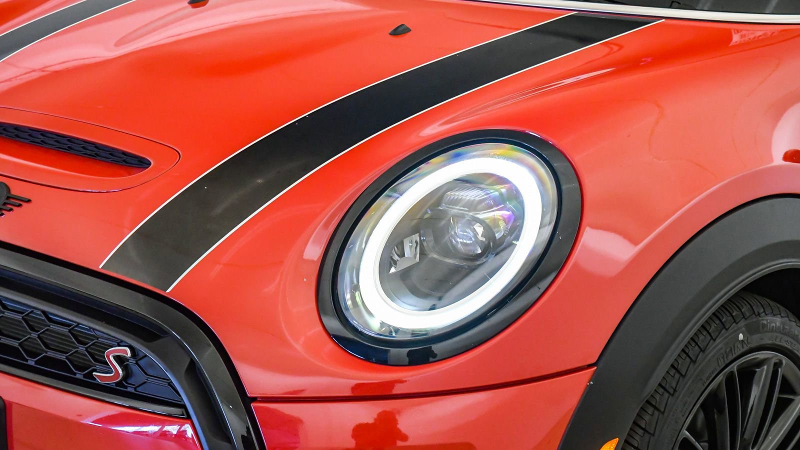 Certified 2023 MINI Cooper S w/ Signature Upholstery Package FWD image 9