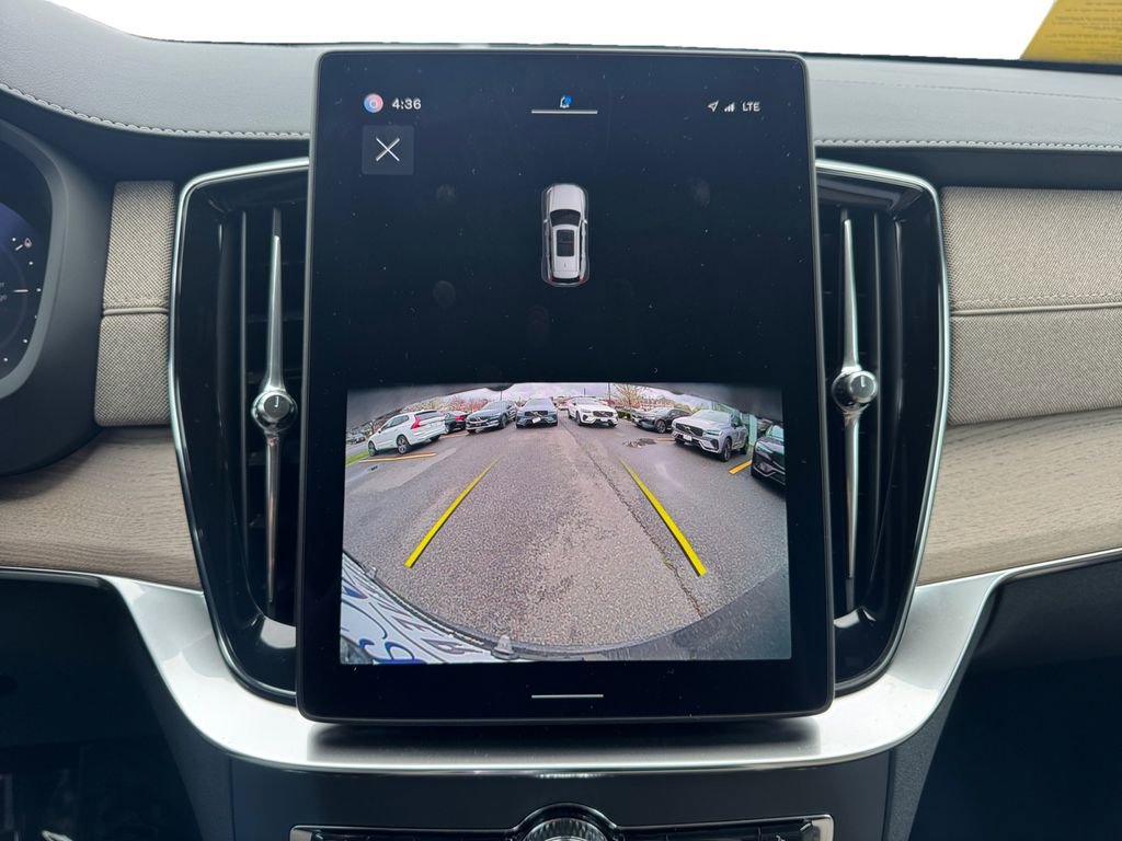 New 2025 Volvo XC90 T8 Core AWD/4WD image 19
