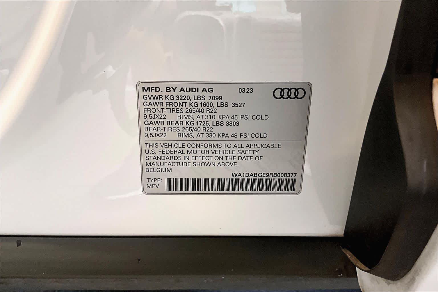 Certified 2024 Audi Q8 e-tron Prestige w/ Prestige Package AWD/4WD image 31
