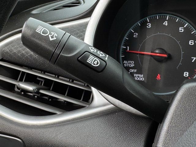 Used 2025 Chevrolet Malibu LT image 24