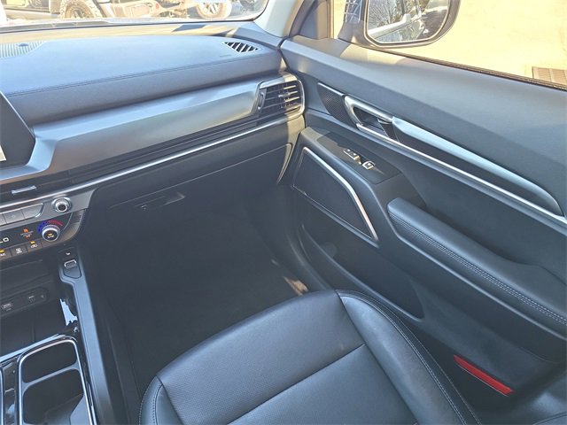 Used 2024 Kia Telluride S w/ S Sunroof Package image 12