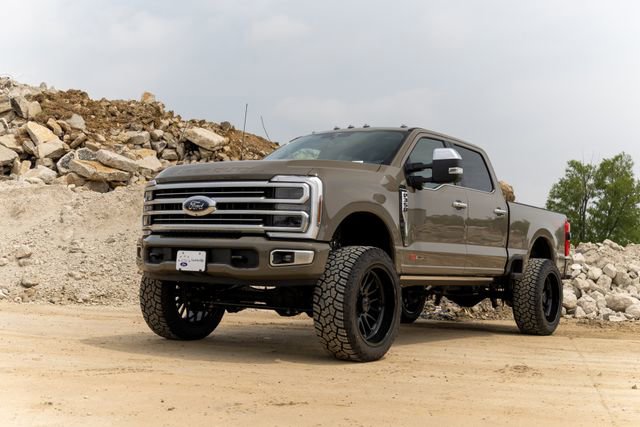 New 2026 Ford F350 Platinum w/ Platinum Plus Package AWD/4WD image 3
