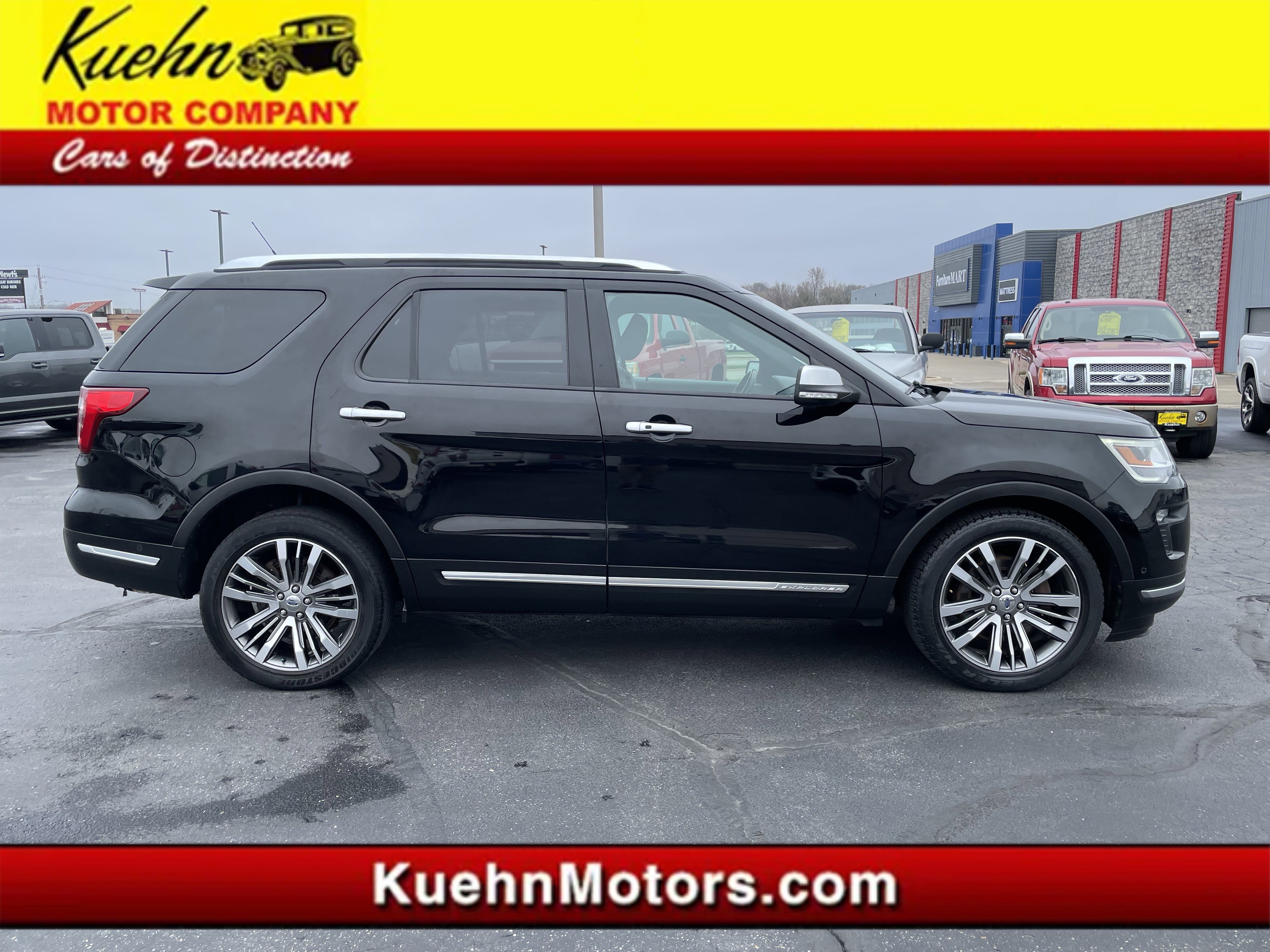 Used 2018 Ford Explorer Platinum AWD/4WD image 1