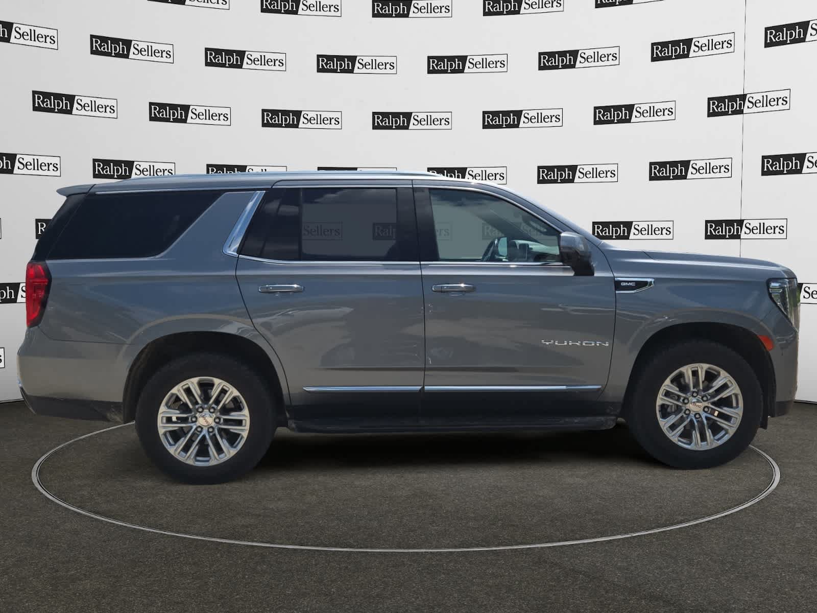 Used 2021 GMC Yukon SLT w/ Rear Media and Nav Package RWD image 7