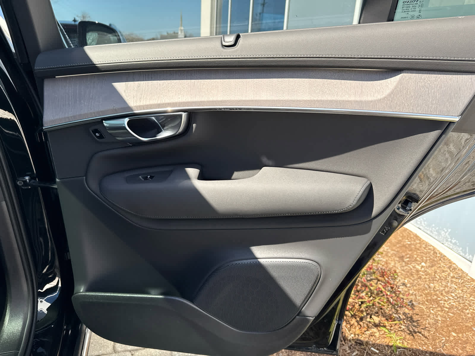 New 2026 Volvo XC90 T8 Ultra w/ Protection Package Premier AWD/4WD image 28