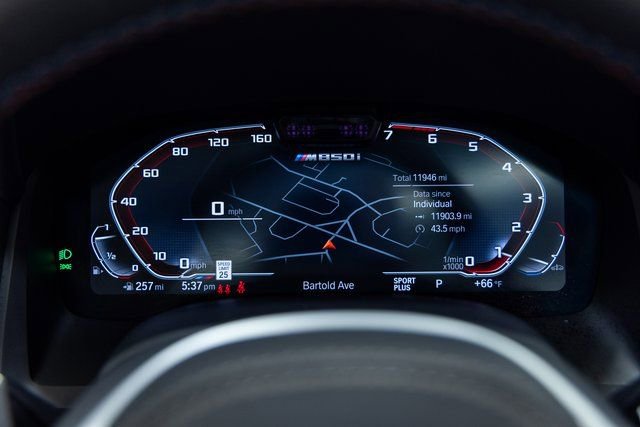 Used 2025 BMW M850i xDrive Convertible image 2