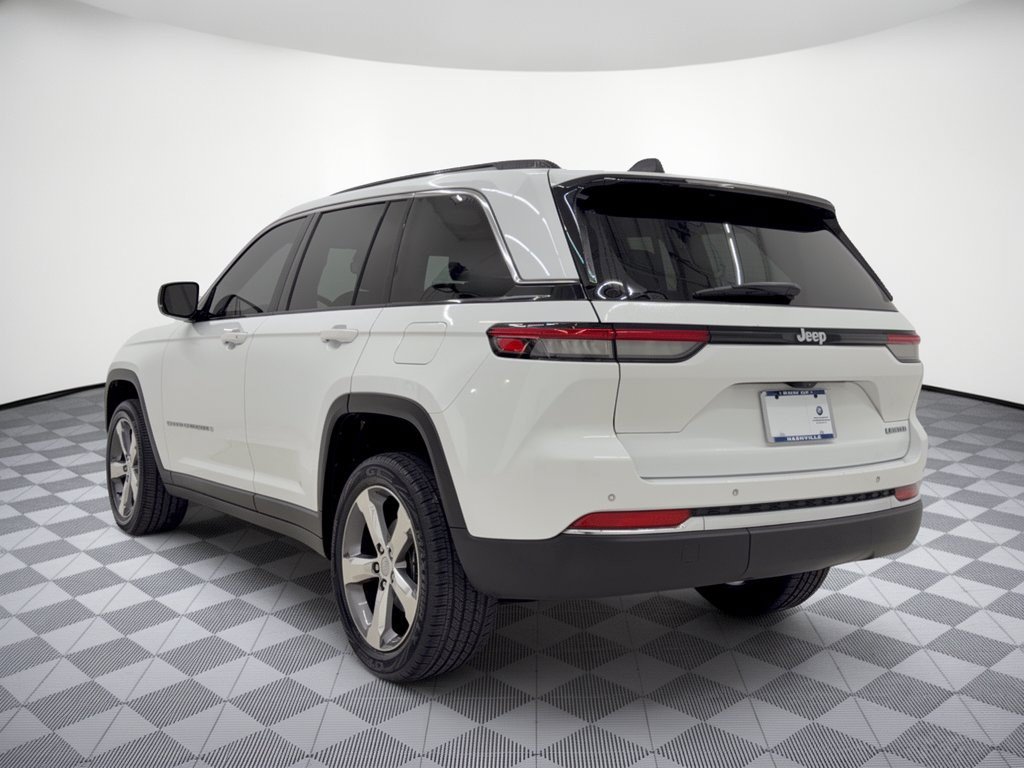 Used 2022 Jeep Grand Cherokee Limited RWD image 3