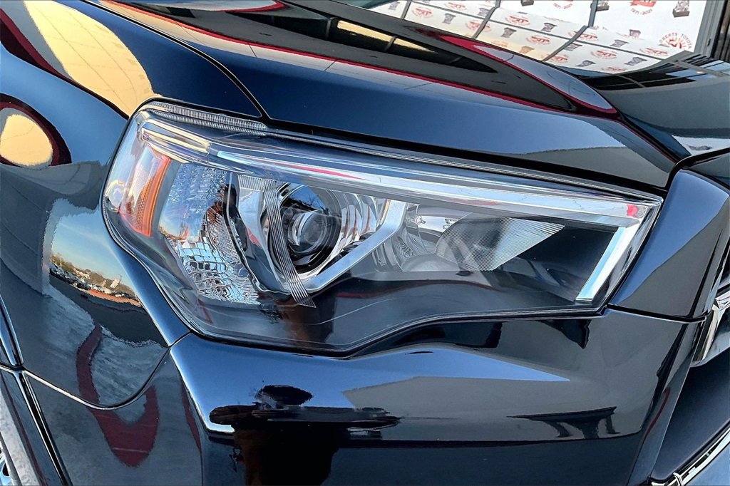 Certified 2021 Toyota 4Runner Nightshade image 31