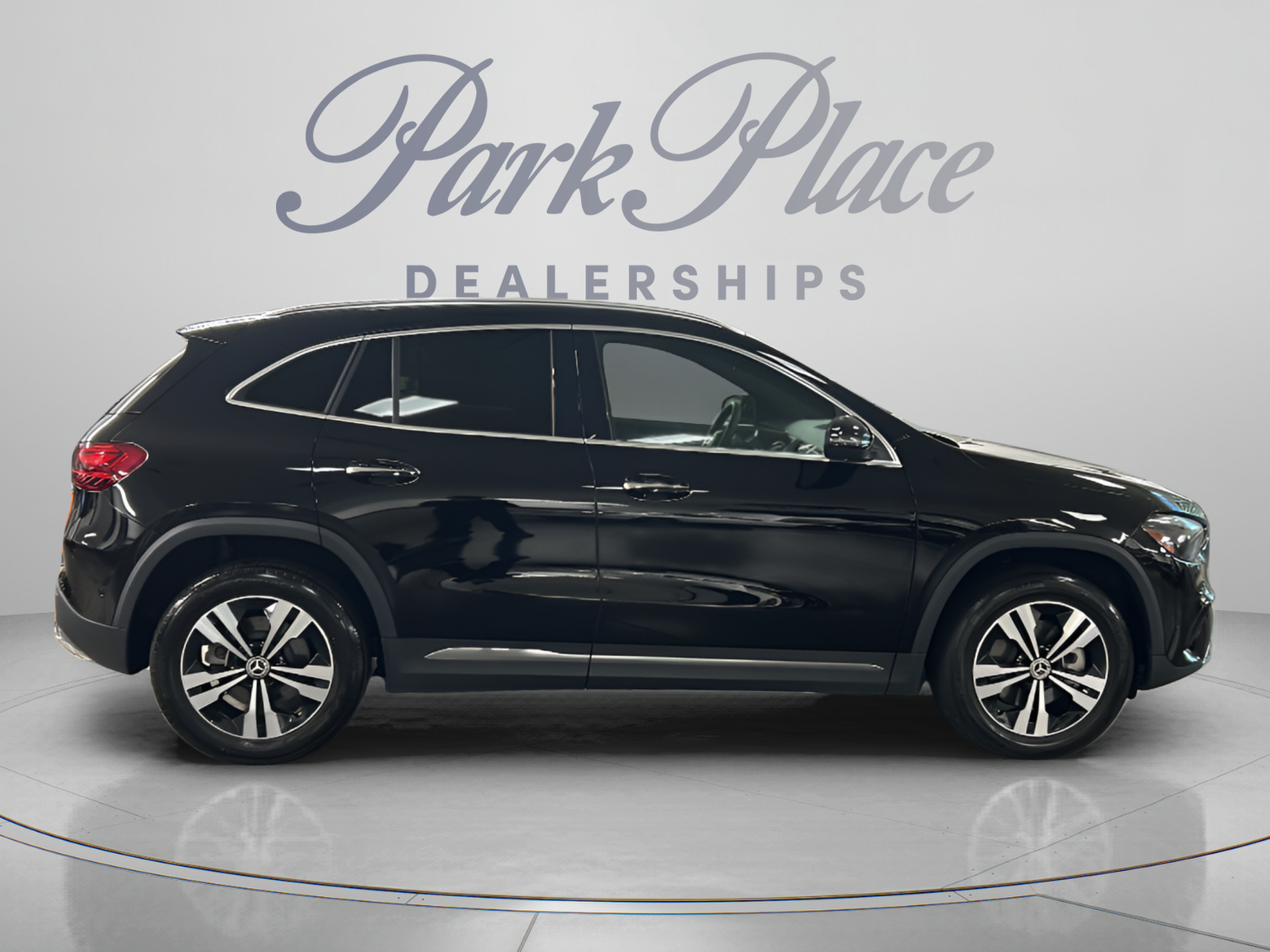 Used 2025 Mercedes-Benz GLA 250 image 6