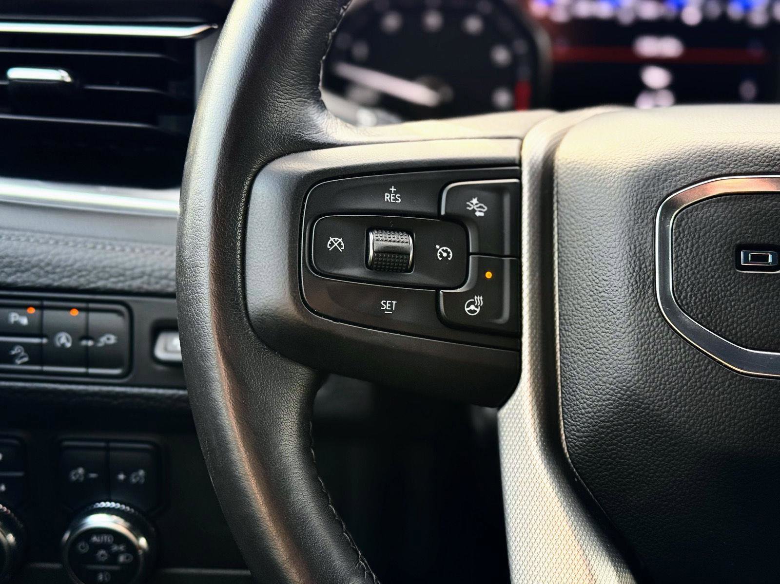 Used 2021 GMC Yukon XL Denali image 18