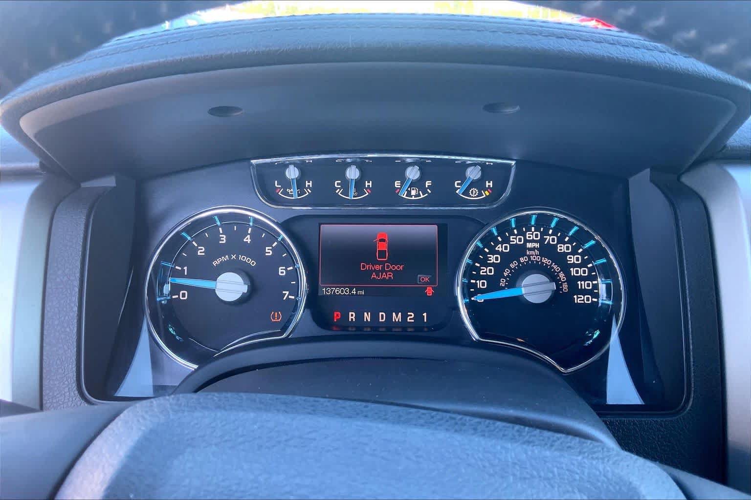 Used 2013 Ford F150 Lariat w/ Luxury Equipment Group RWD image 26