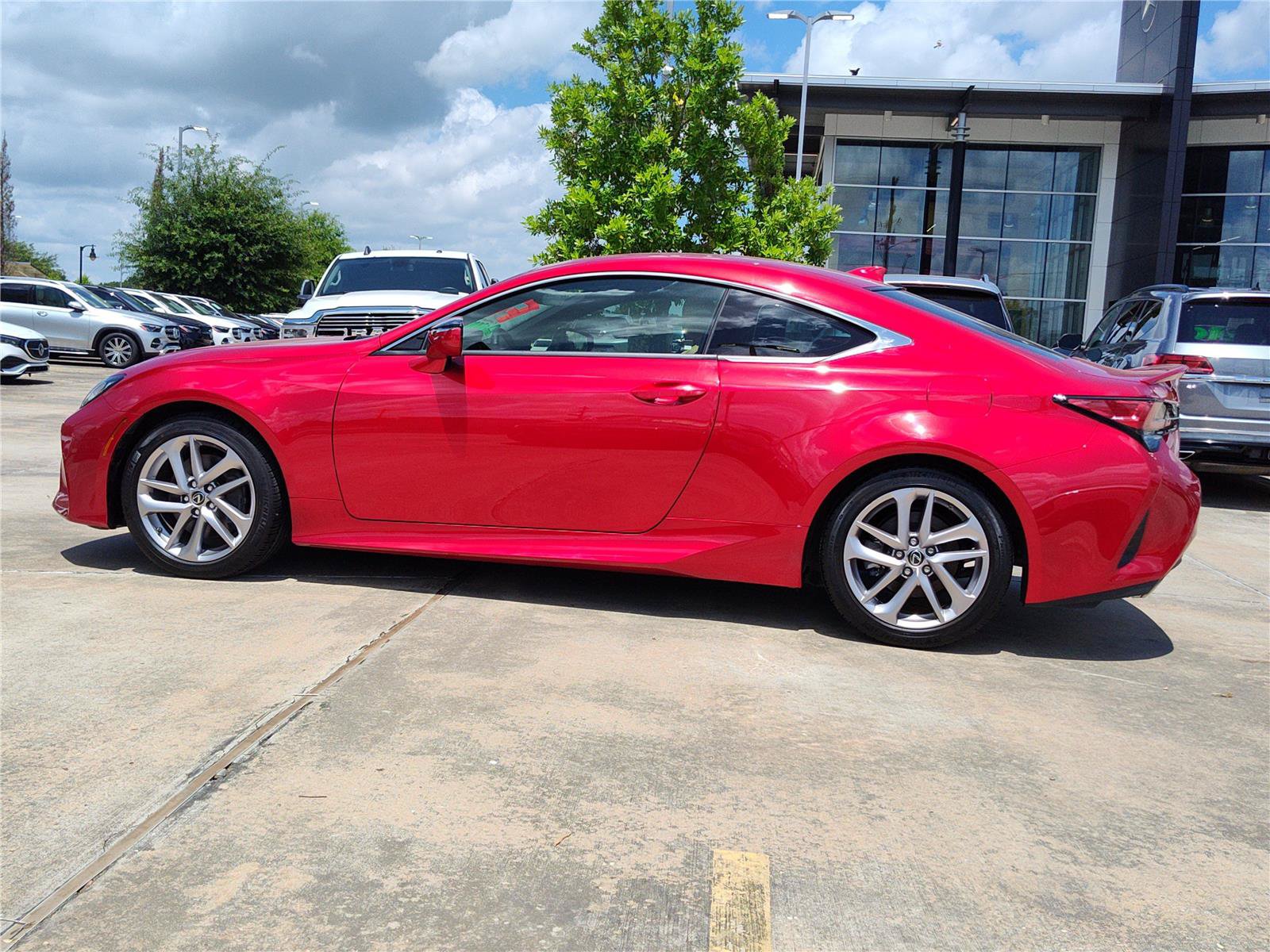 Used 2019 Lexus RC 300 RWD image 3