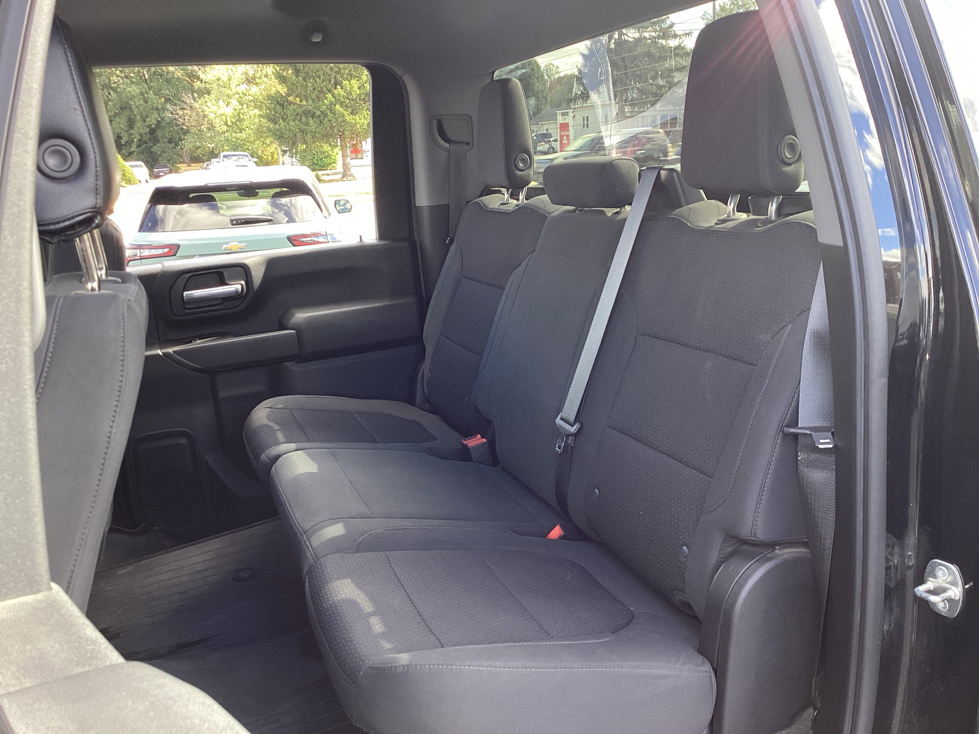 Used 2021 Chevrolet Silverado 2500 Custom w/ Custom Convenience Package image 30