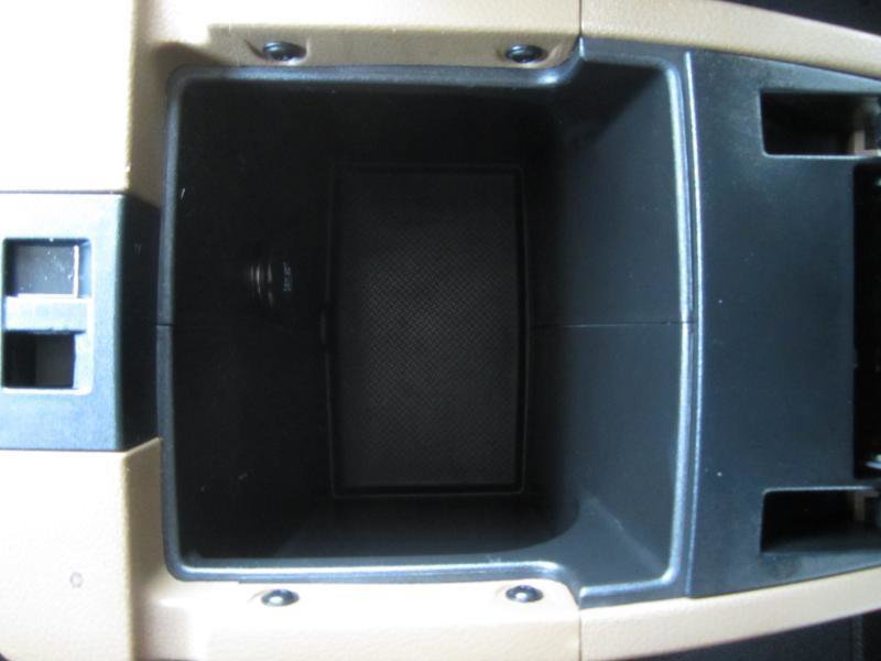Used 2015 Jeep Wrangler Unlimited Sahara AWD/4WD image 38