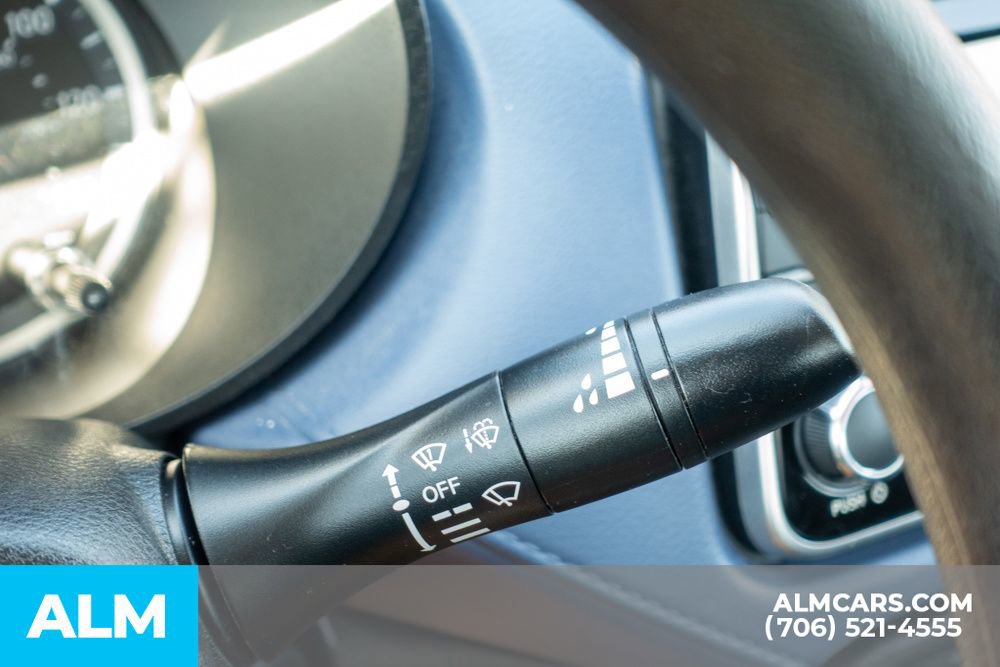 Used 2024 Nissan Versa SV image 31