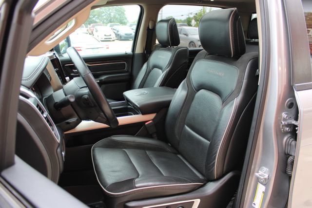 Used 2019 RAM 1500 Laramie AWD/4WD image 14