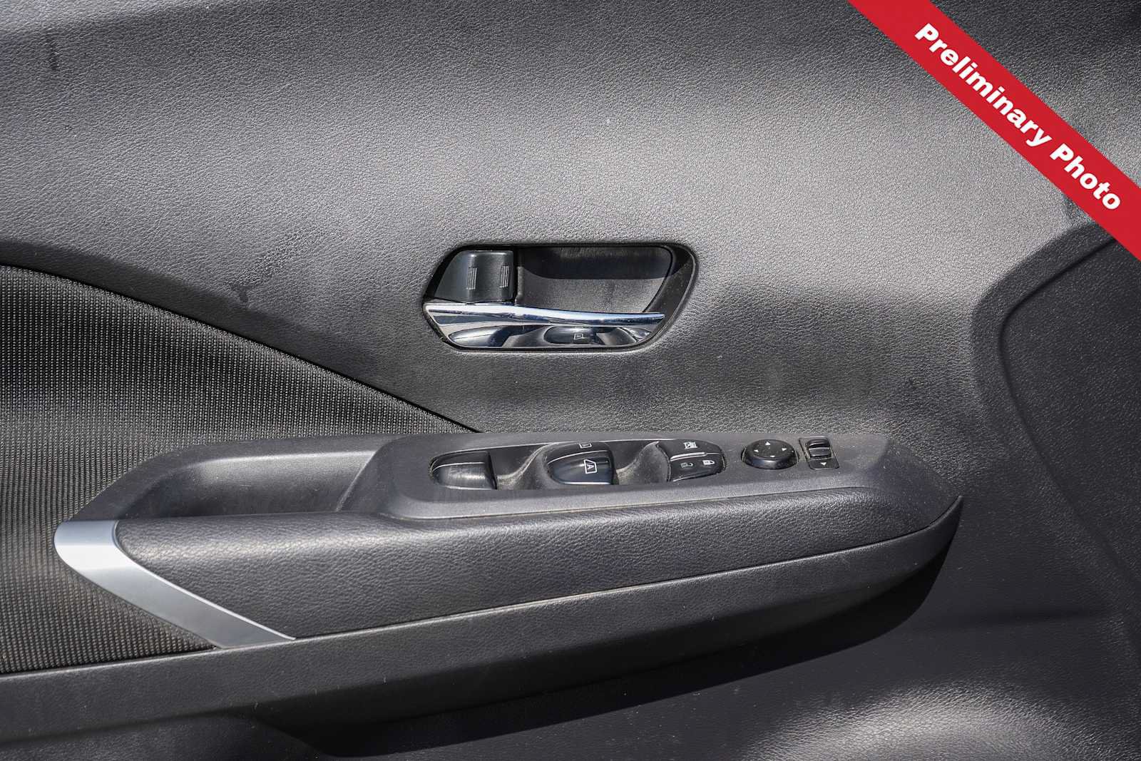 Used 2024 Nissan Kicks SV FWD image 16