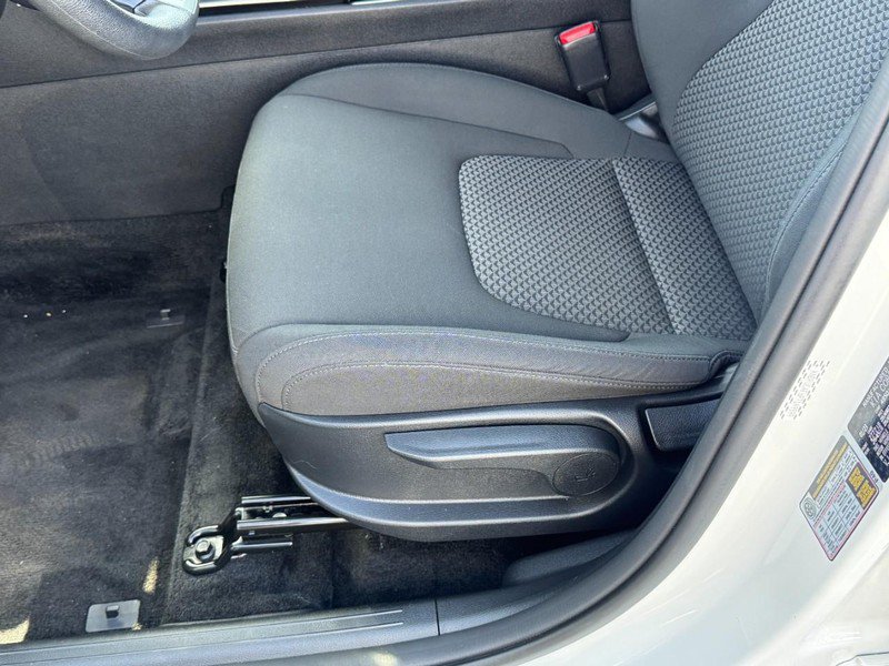 Used 2023 Kia Sportage LX AWD/4WD image 23