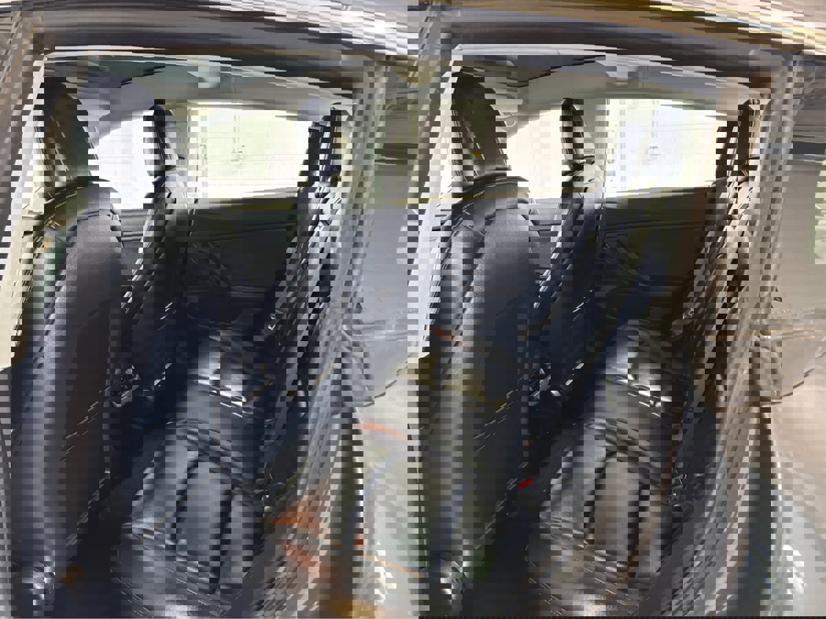 Used 2018 Tesla Model 3 Long Range image 10