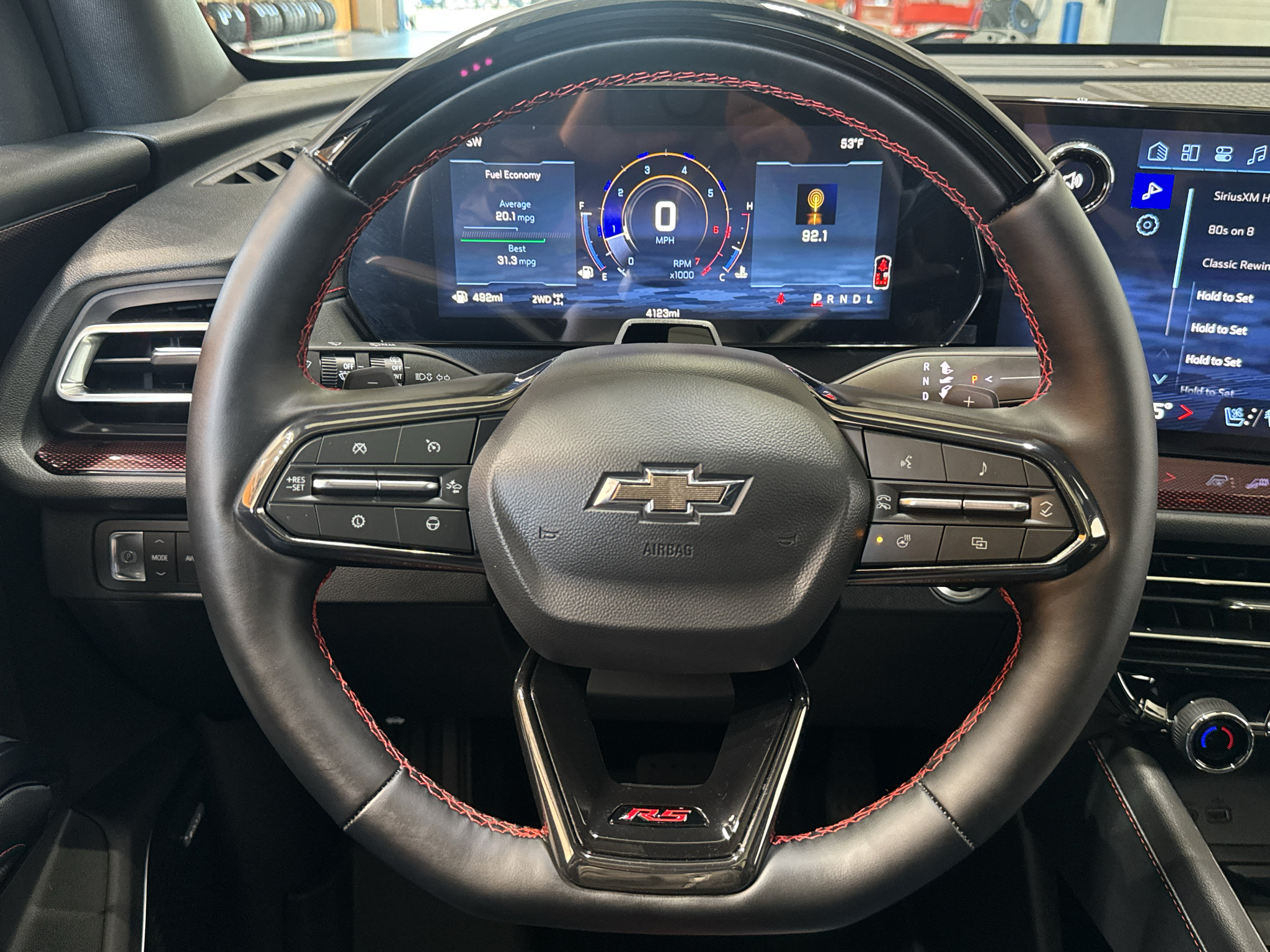 Used 2026 Chevrolet Traverse RS AWD/4WD image 25