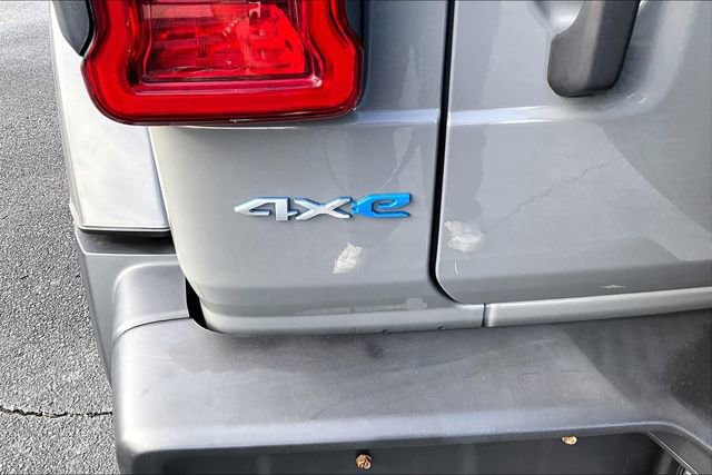 Used 2021 Jeep Wrangler Unlimited Sahara w/ Cold Weather Group image 23