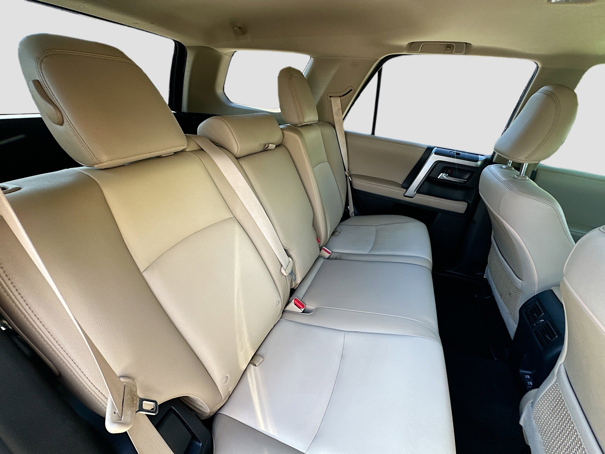 Used 2020 Toyota 4Runner SR5 image 30