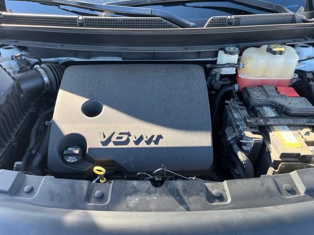 Used 2021 Buick Enclave Essence w/ Sound and Sites Package FWD image 38