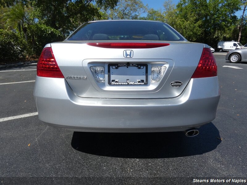 Used 2007 Honda Accord SE image 12