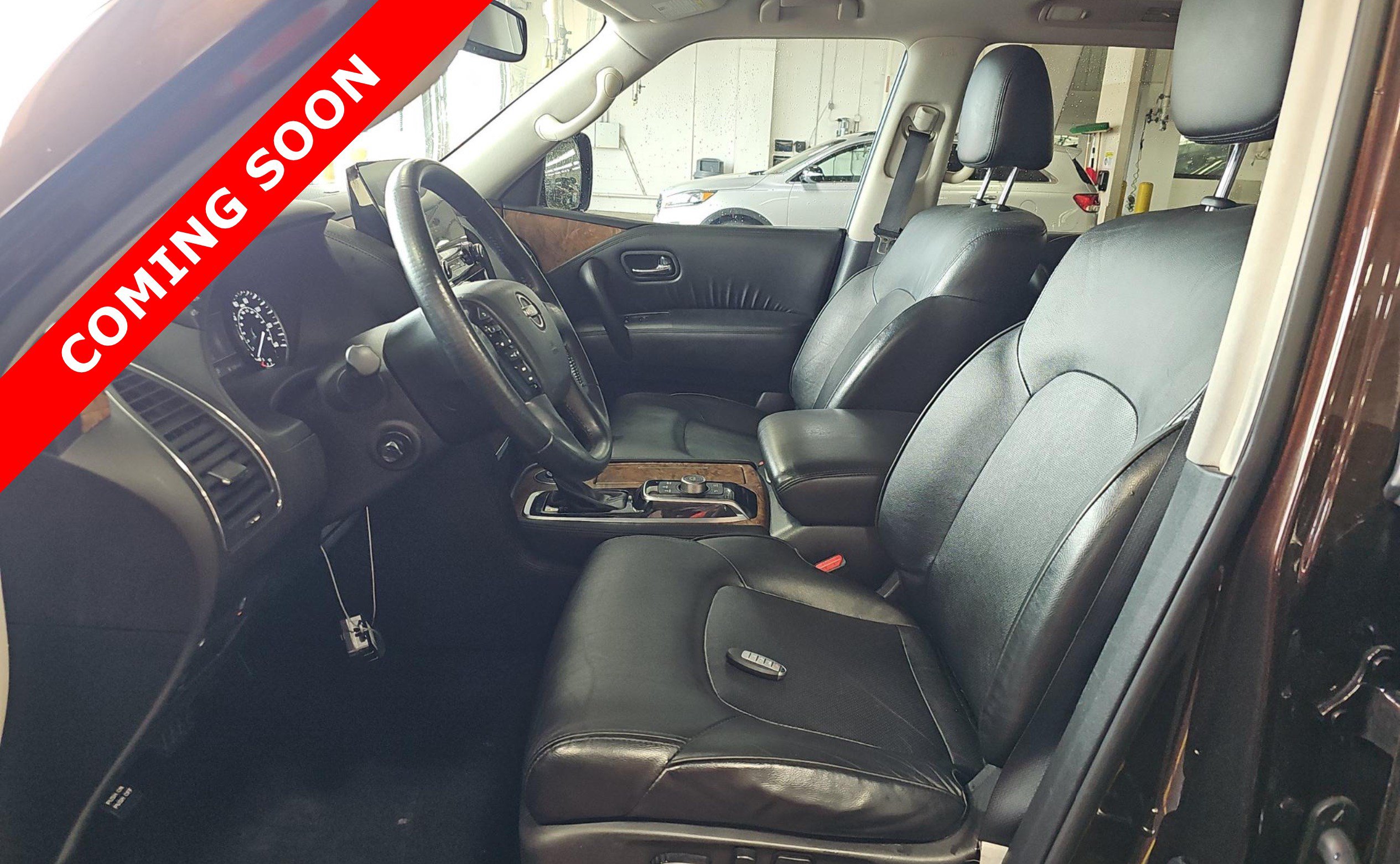 Used 2022 Nissan Armada SL w/ Captain's Chairs Package RWD image 6