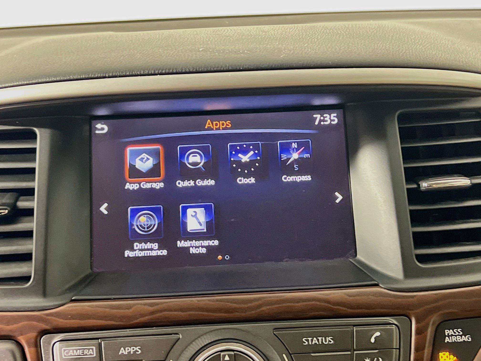 Used 2018 Nissan Pathfinder Platinum FWD image 27