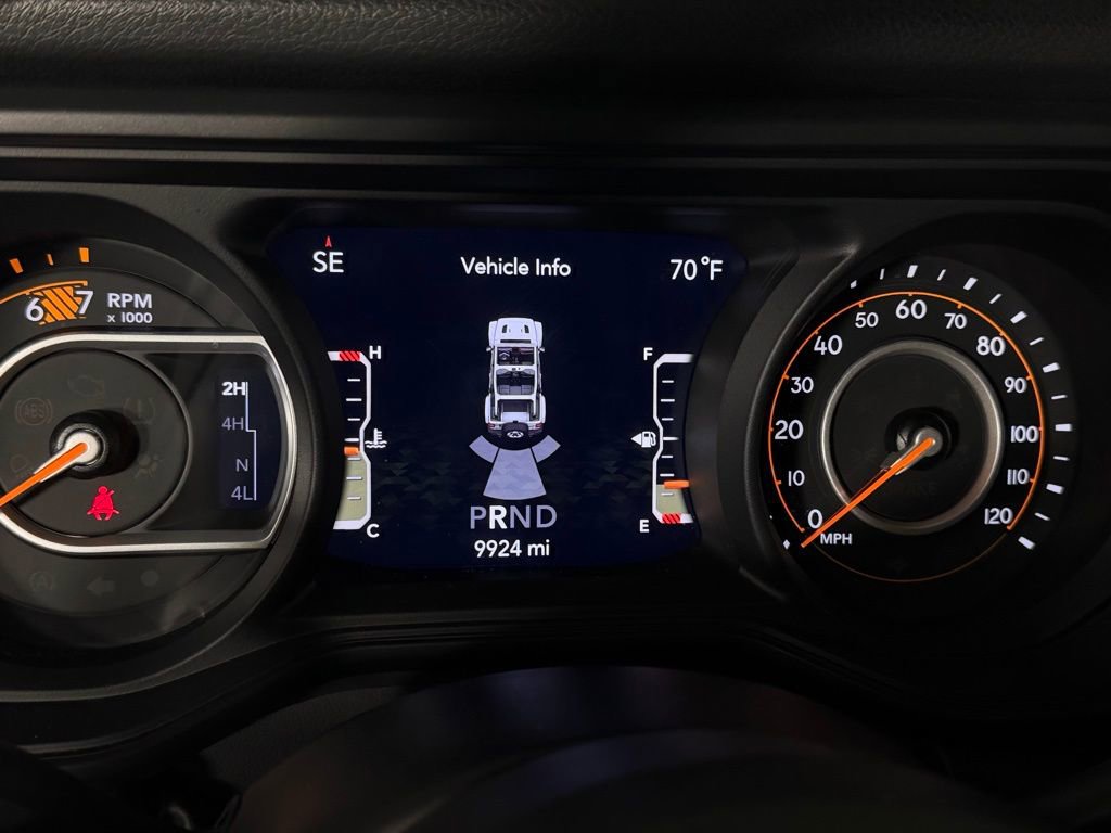 Used 2024 Jeep Wrangler Unlimited Sport AWD/4WD image 15