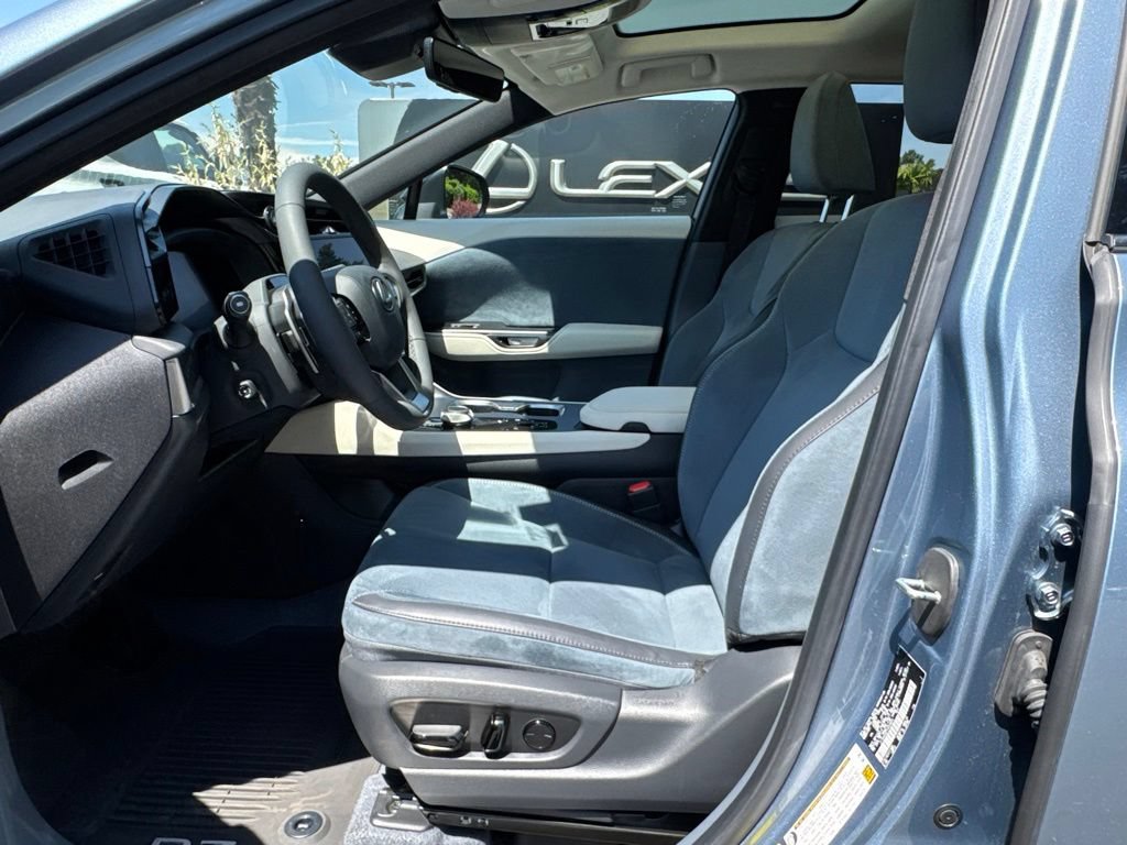 Certified 2023 Lexus RZ 450e Premium w/ Cold Area Package AWD/4WD image 4