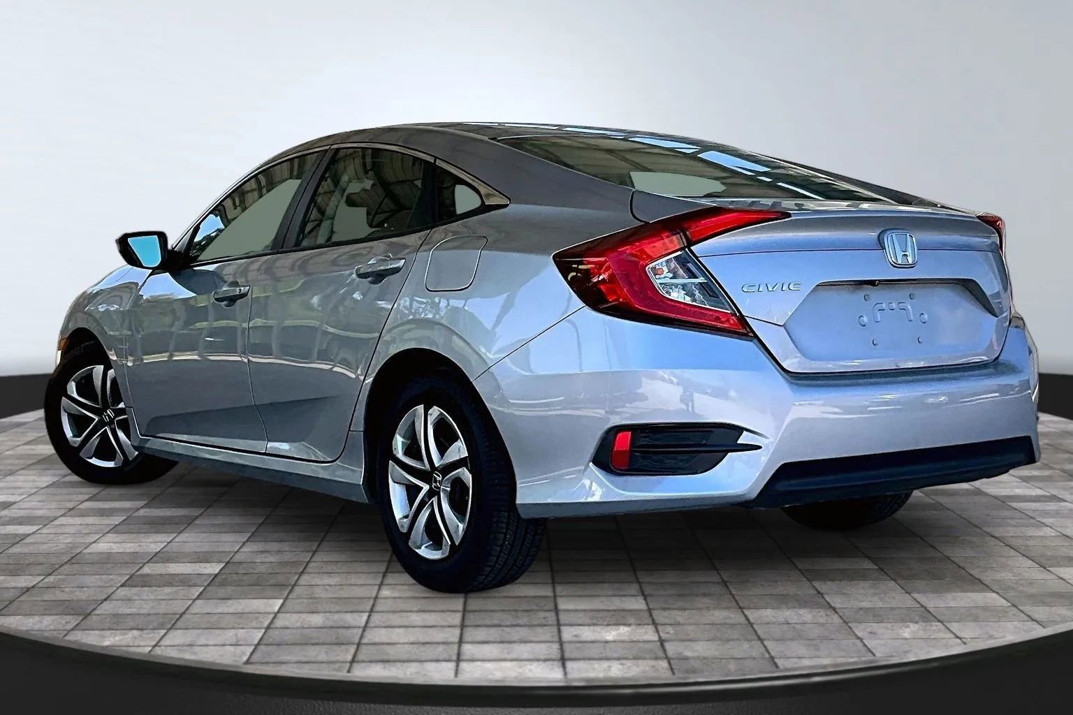 Used 2017 Honda Civic LX image 4
