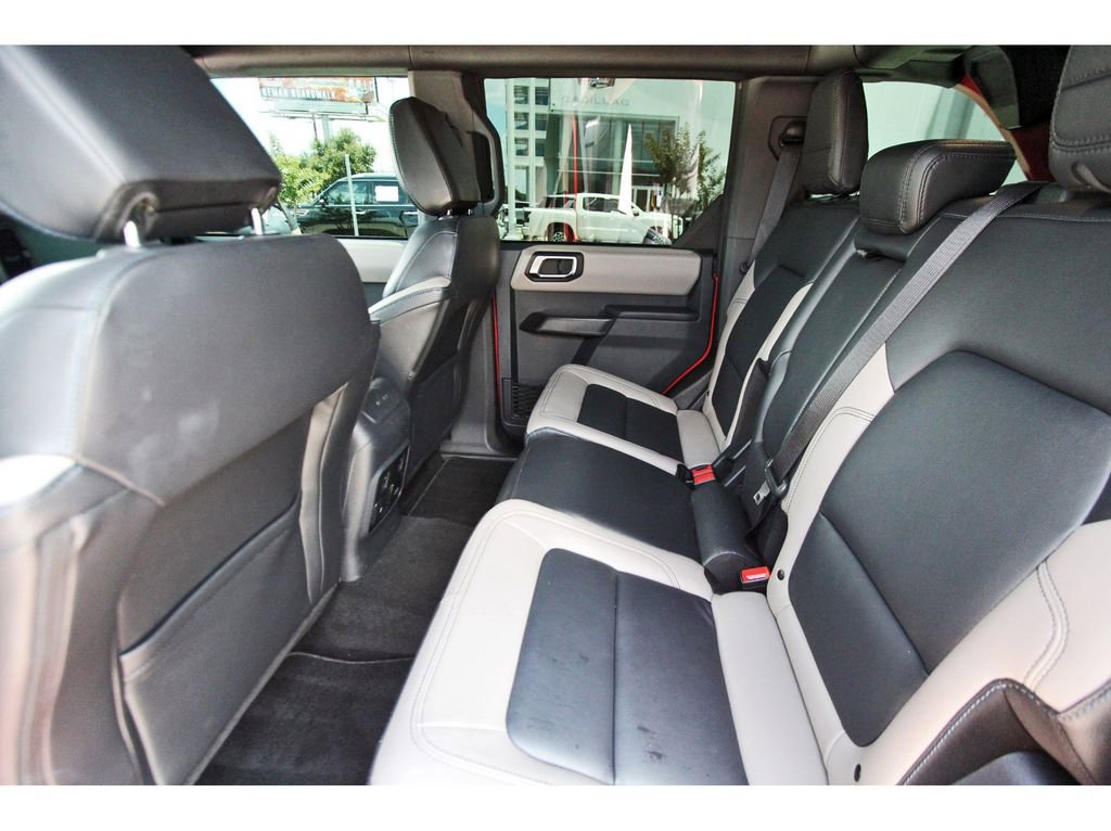 Used 2024 Ford Bronco Wildtrak AWD/4WD image 9