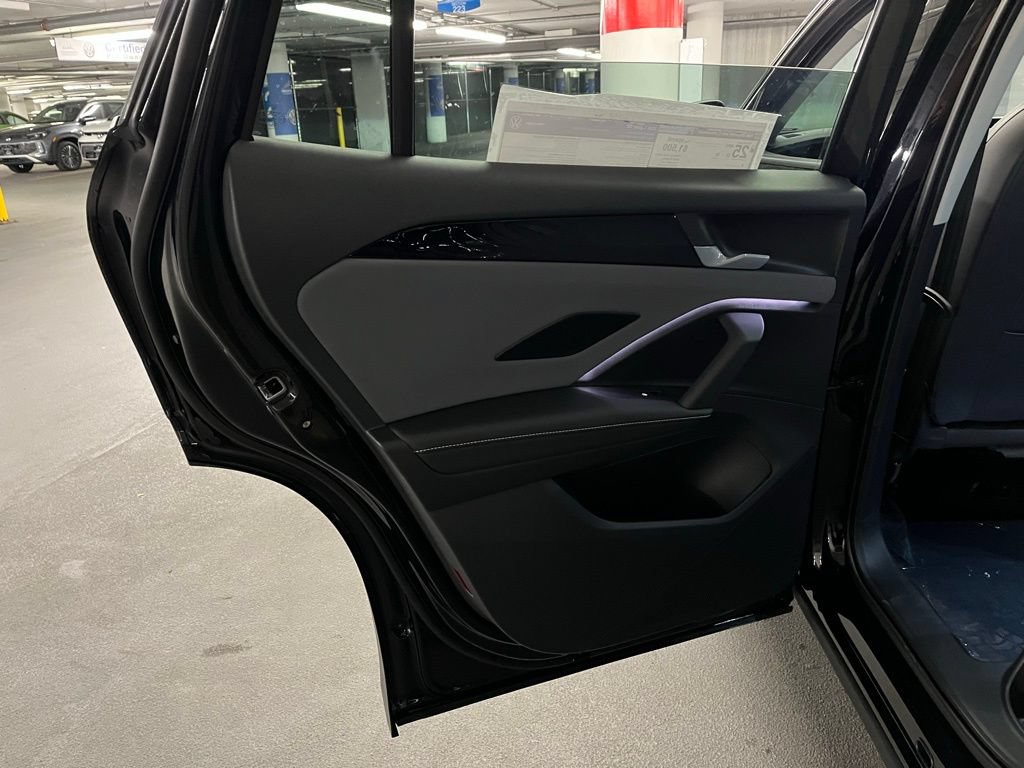 New 2026 Volkswagen Tiguan SE AWD/4WD image 22