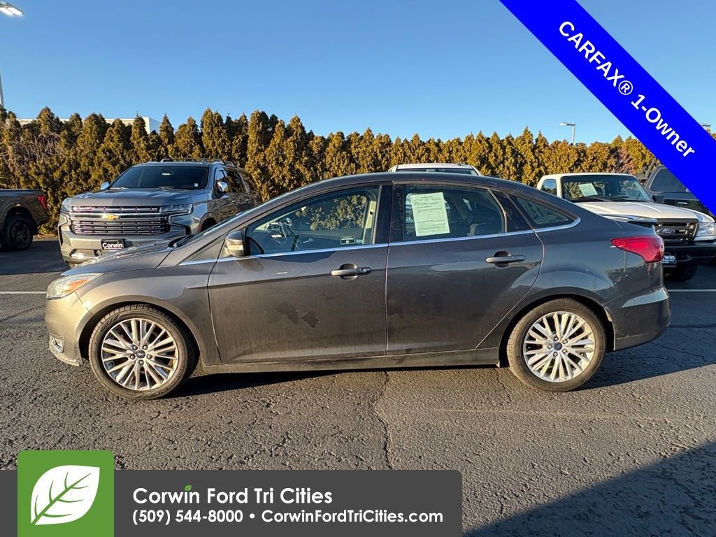Used 2015 Ford Focus Titanium image 7