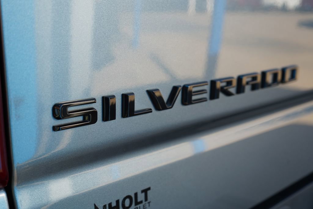 Used 2021 Chevrolet Silverado 1500 RST w/ Z71 Off-Road Package image 5