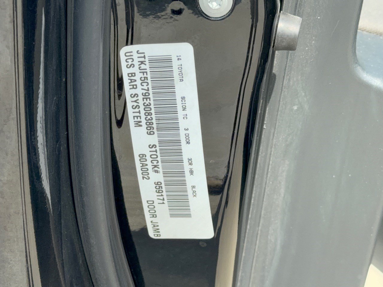 Used 2014 Scion tC FWD image 31