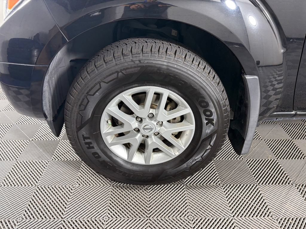 Used 2019 Nissan Frontier SV RWD image 10