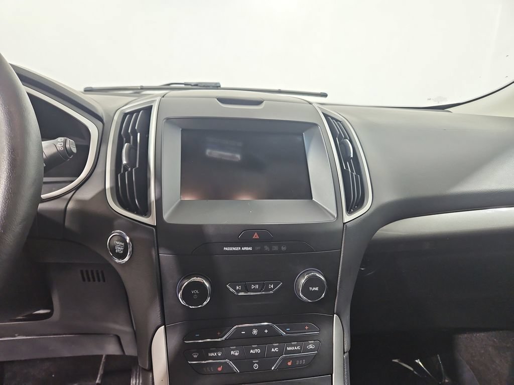 Used 2019 Ford Edge SEL w/ Equipment Group 201A FWD image 19
