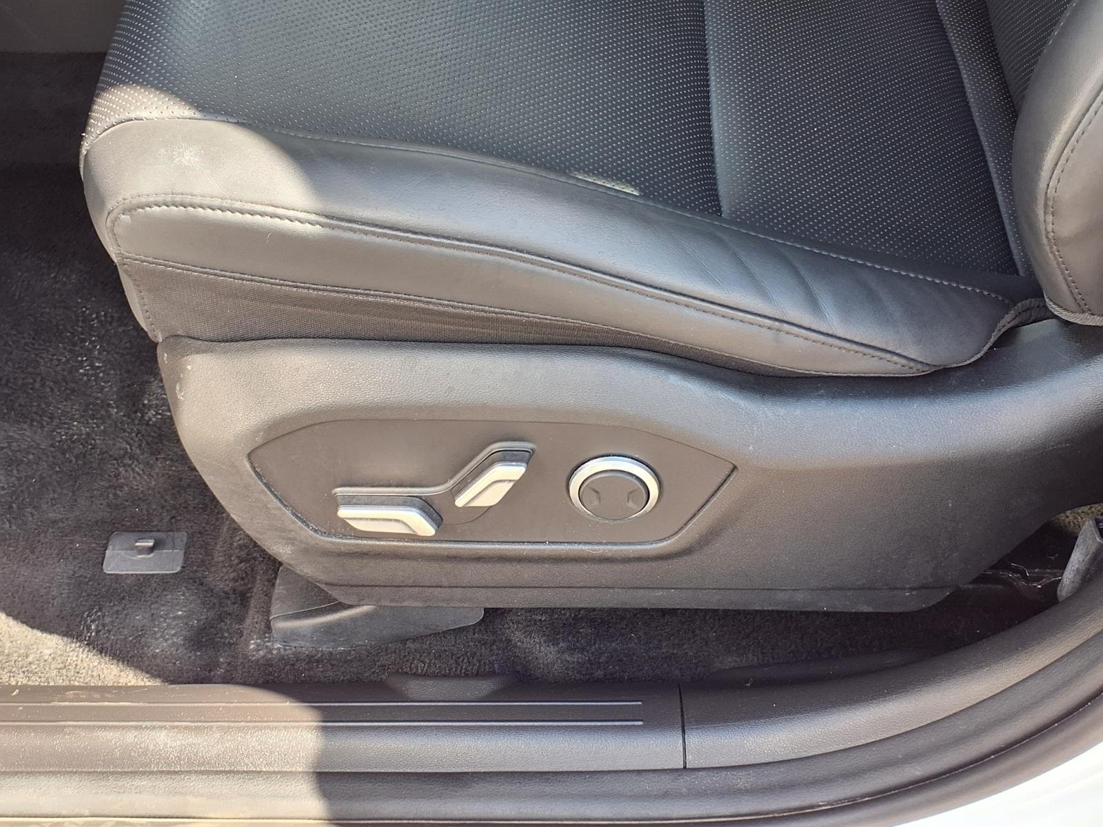 Used 2026 Hyundai Santa Fe SEL AWD/4WD image 4