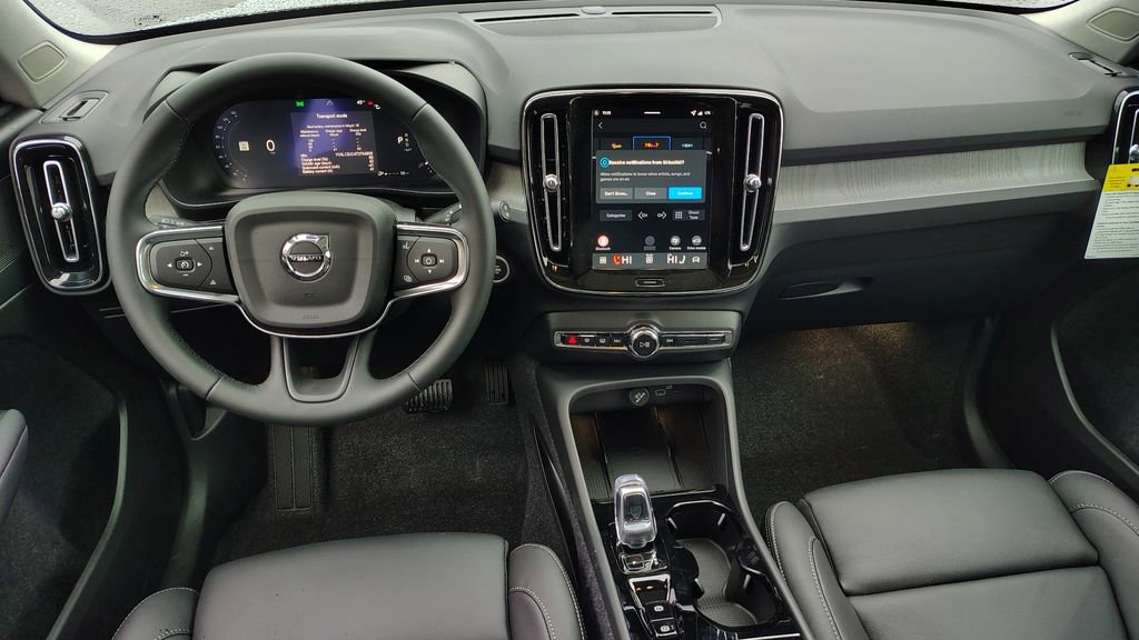 New 2026 Volvo XC40 B5 Plus w/ Protection Package Premier image 11