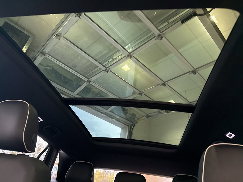 New 2026 Volkswagen Atlas Cross Sport SEL Premium R-Line image 23