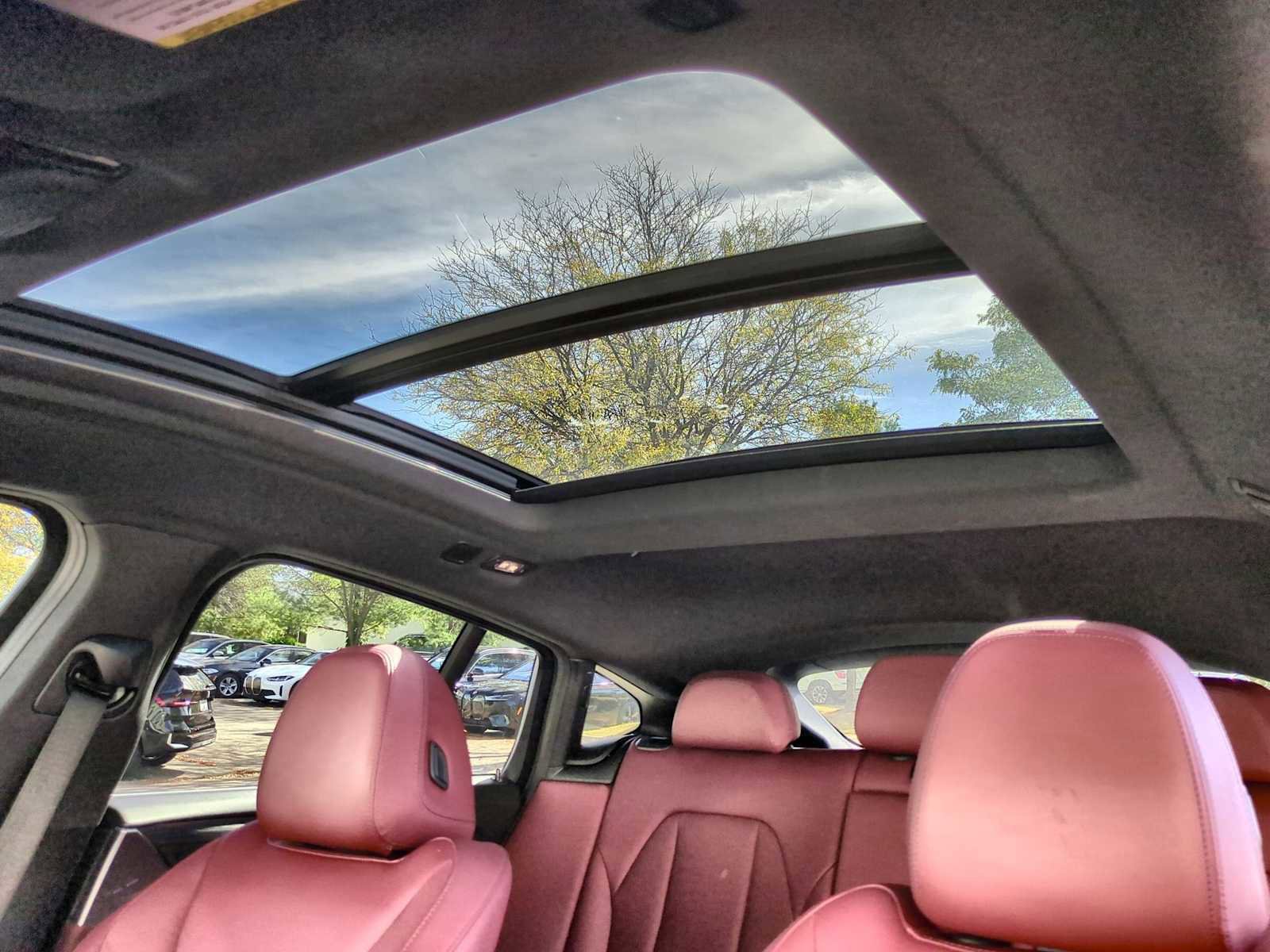 Used 2023 BMW X4 xDrive30i w/ Premium Package image 19