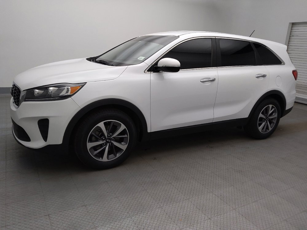 Used 2020 Kia Sorento FWD V6 image 2