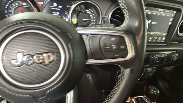 Used 2023 Jeep Wrangler Unlimited Sahara w/ Cold Weather Group AWD/4WD image 16