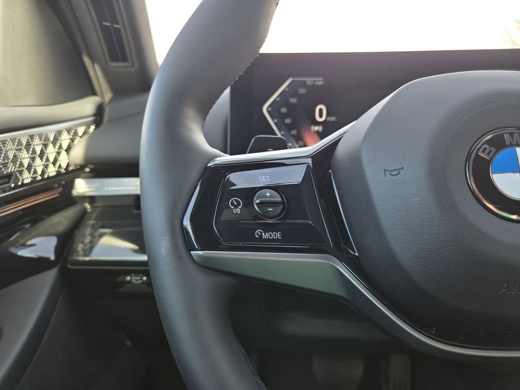 Certified 2025 BMW 530i xDrive w/ Executive Package image 31