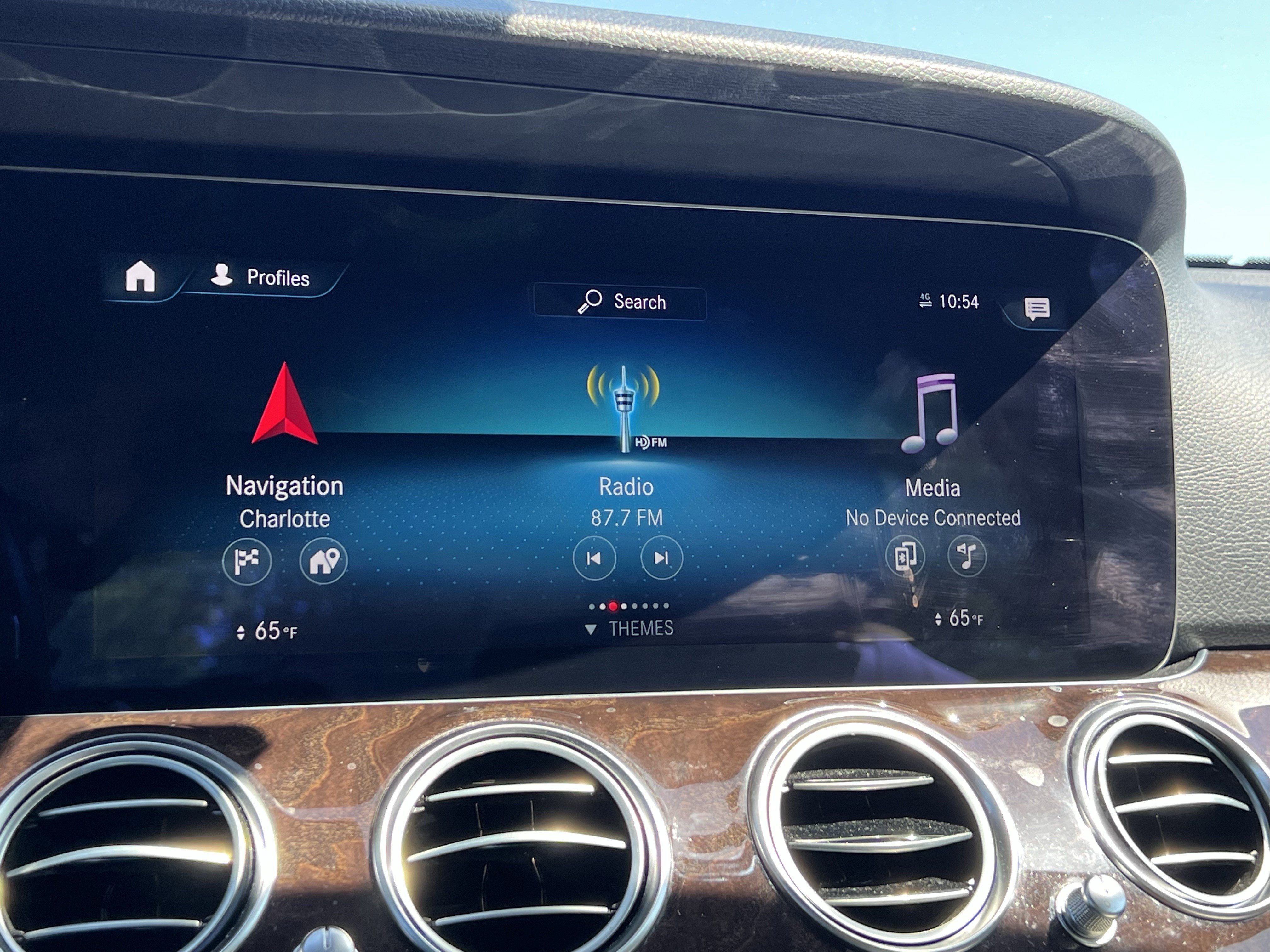 Used 2021 Mercedes-Benz E 350 Sedan image 25