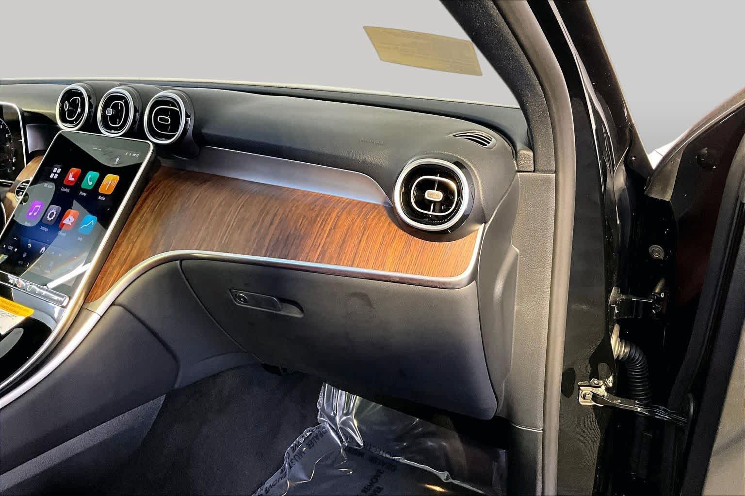 Certified 2026 Mercedes-Benz GLC 300 4MATIC image 19